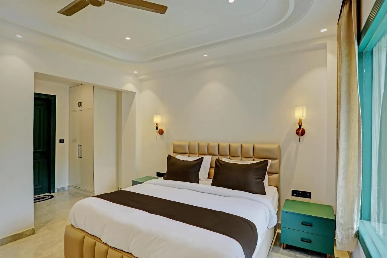 Hotel Collection O Rose Gold Gurgaon